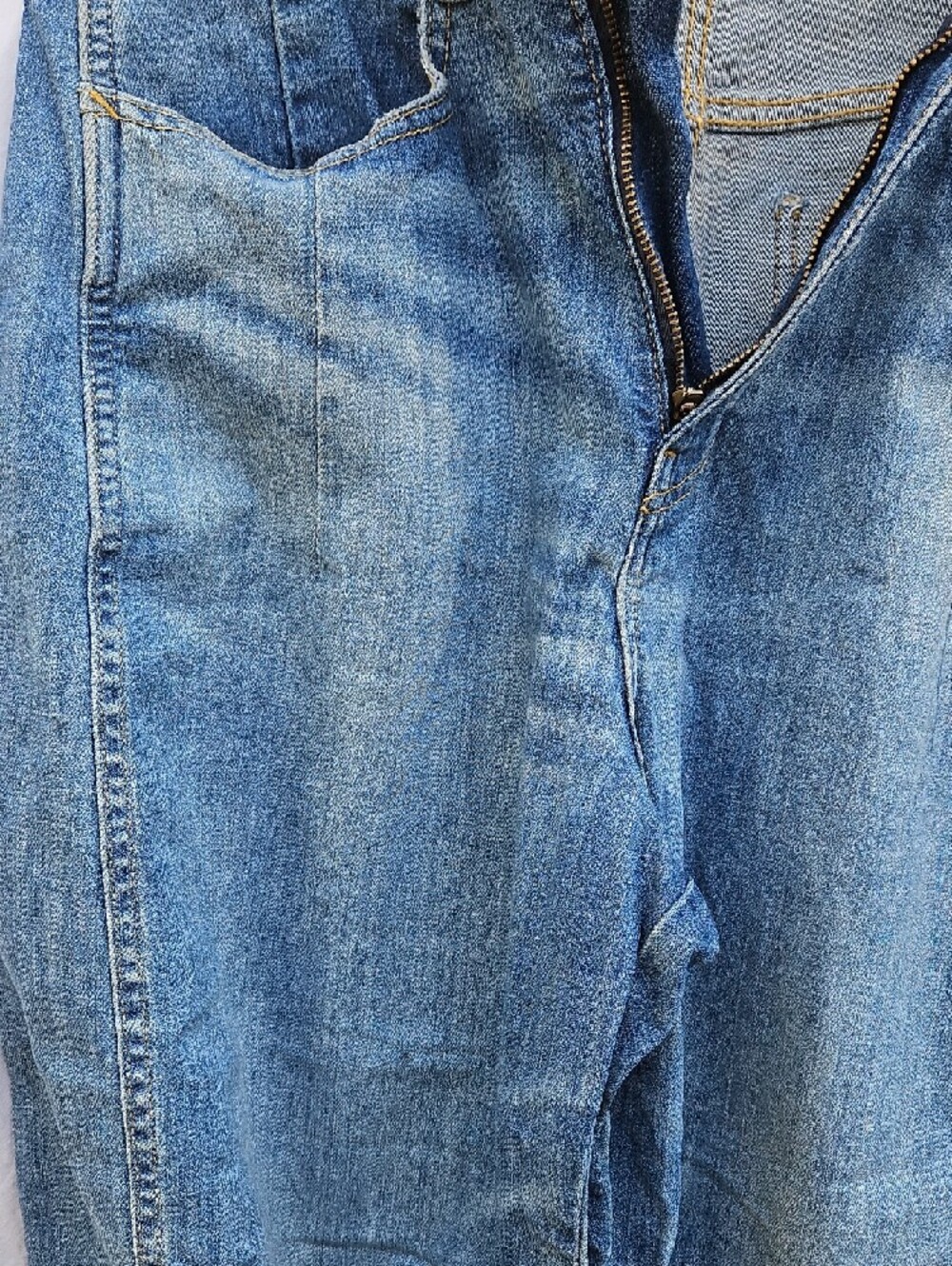 Anthropologie Pilcro Barrel -Leg Crop Jeans0007 - Picture 4 of 12